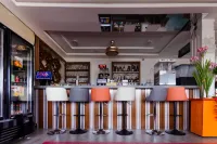 Cherry Signature Condos - Wifi