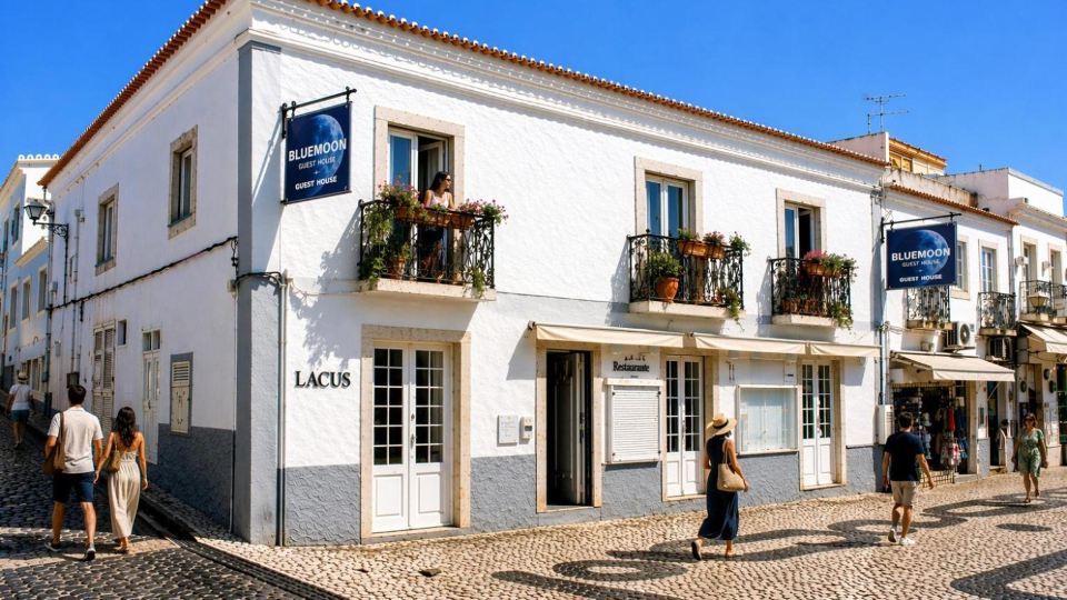 Blue Moon GuestHouse