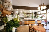 Residence Hotel Kriss Hotel a Moneglia