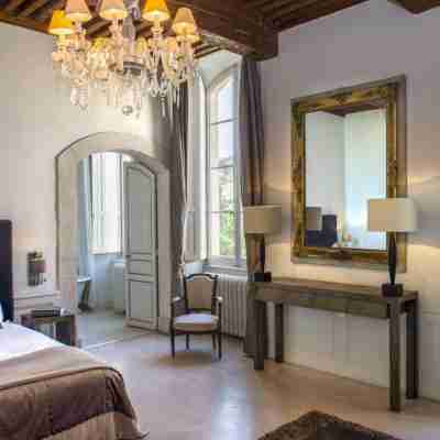 Château De Massillan Rooms