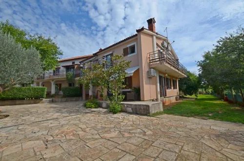 Apartments Josip - Homestays