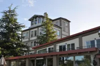 Old Alcohol Plant Hotels in Port Ludlow