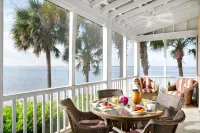 The Cottages on Charleston Harbor - Kitchens
