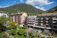 Piazzi House Hotels in Caiolo