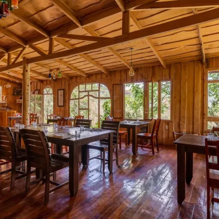 Cedrela Eco-Lodge & Restaurante