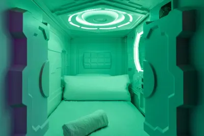 Art Seven Hostel Capsules Hotels near Lavapiés Metro Station