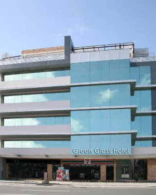 Green Glass Hotel - 3-Star