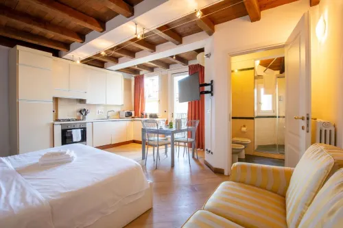 BolognaRoomscom - Santo Stefano Apartments