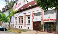 Manzard Panzio - B&B