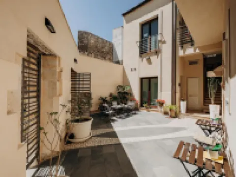 Kyanos Residence Hotels near Arethusa Spring