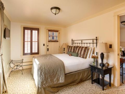 Chamberlin Inn