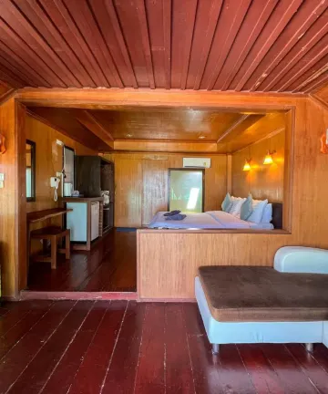 ห้องดีลักซ์พร้อมวิวทะเล(เตียงควีนไซส์)