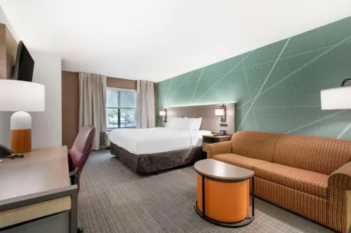 Comfort Inn & Suites Lake George Hotels in Lake George