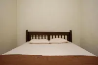 Cakra Homestay Solo Mitra RedDoorz