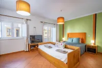 Apartamentos Patio Victoria by Umbral - homestay