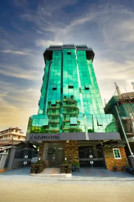 Hadjens Hotel - 3-Star