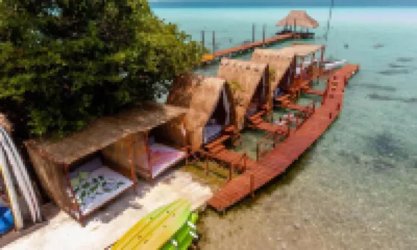 อัลบูโฮ Lagoon Bacalar