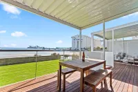 Port Lincoln Beachfront Apartments Hotels in Charlton Gully
