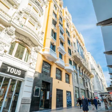 Live it Madrid Gran Vía Отели рядом с достопримечательностью «Небоскреб "Испания"»