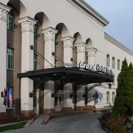 Grand Hotel Tien Shan