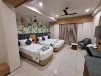 White Panda hotels Shree Radhe dwarka - Flughafentransfer