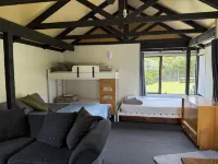 Picton's Waikawa Bay Holiday Park - 2-Star