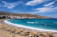 Mainades Maisonettes & Studios - Andros Serene Escape