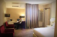 Biz Hotel Batam