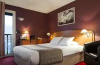 Sky Hotel Goussainville Charles de Gaulle Các khách sạn ở Goussainville