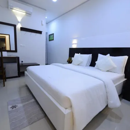 Diva Villa Airport Transit Hotel