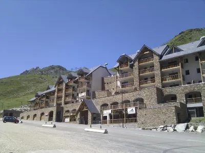 Résidence Mer & Golf Tourmalet Hotels near Cortail