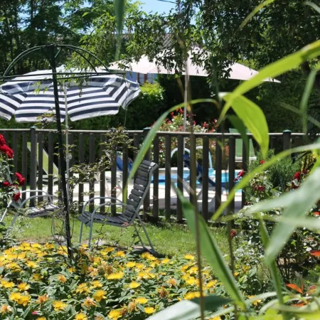 Logis Hotels- Auberge de la Tour - Hôtel et Restaurant