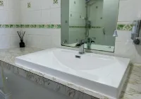 Royal Lion Hotel