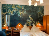 Hotel Seeufer Hotels in Plon