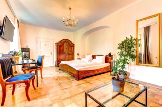 Hotel Villa Königsgarten Hotels in Landau