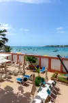 La Madrague-Surf Beach Sea