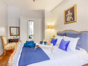 * le Versaillais*2 Min à Pied du Château