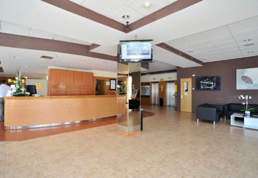 Travelodge Barcelona del Valles 조식 뷔페