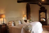 Tenuta Santo Pietro Hotels in Castelmuzio