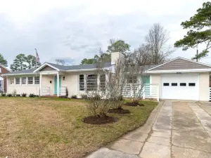 Edenton 3 Br/ 2 Bath King, Fire Pit
