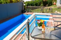 Studios Finikes - Pool