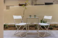 Boat House - Near Papafi Metro Station Hotels in Pylaia-Chortiatis