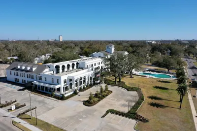 White House Hotel Hotel di 