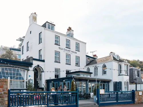 Old Court House Inn