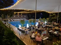 Pensiunea Mai - Pool