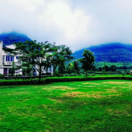 Dew Drops Boutique Retreat