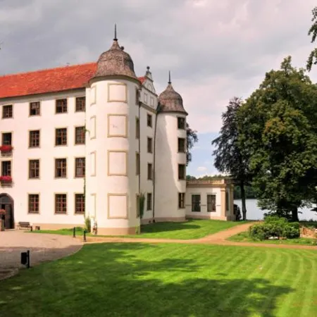 Zamek Podewils Krag