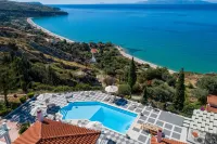 Garbis Villas & Apartments Hotels in Moussata