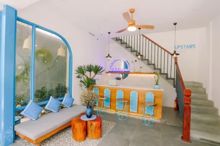 To Vo Hue Hostel Отели рядом с достопримечательностью «Nguyen Dinh Chieu Walking Street»