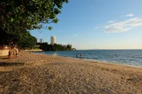 พูลวิลล่าใกล้ทะเล บ้านเดอะพูลเฮาส์พัทยา หมายเลข 8 The Pool House Pattaya No.8 - วิลล่า